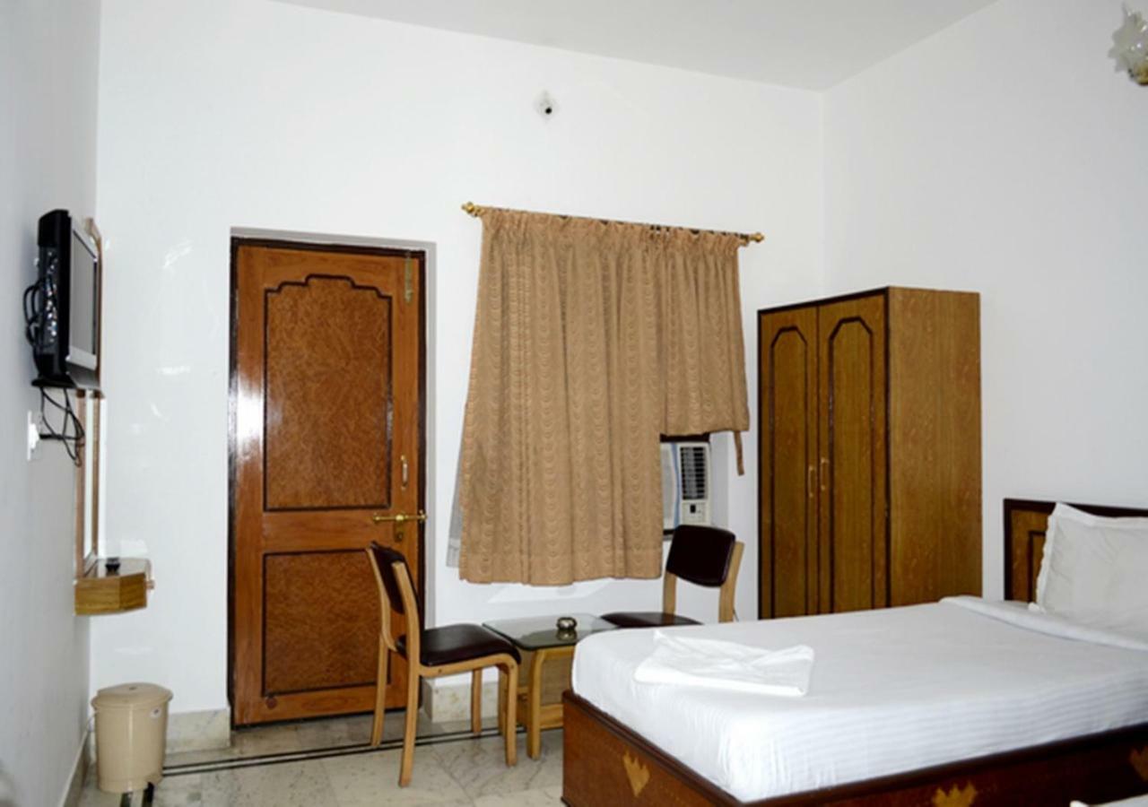 Hotel Tokyo Vihar Bodh Gaya Dış mekan fotoğraf