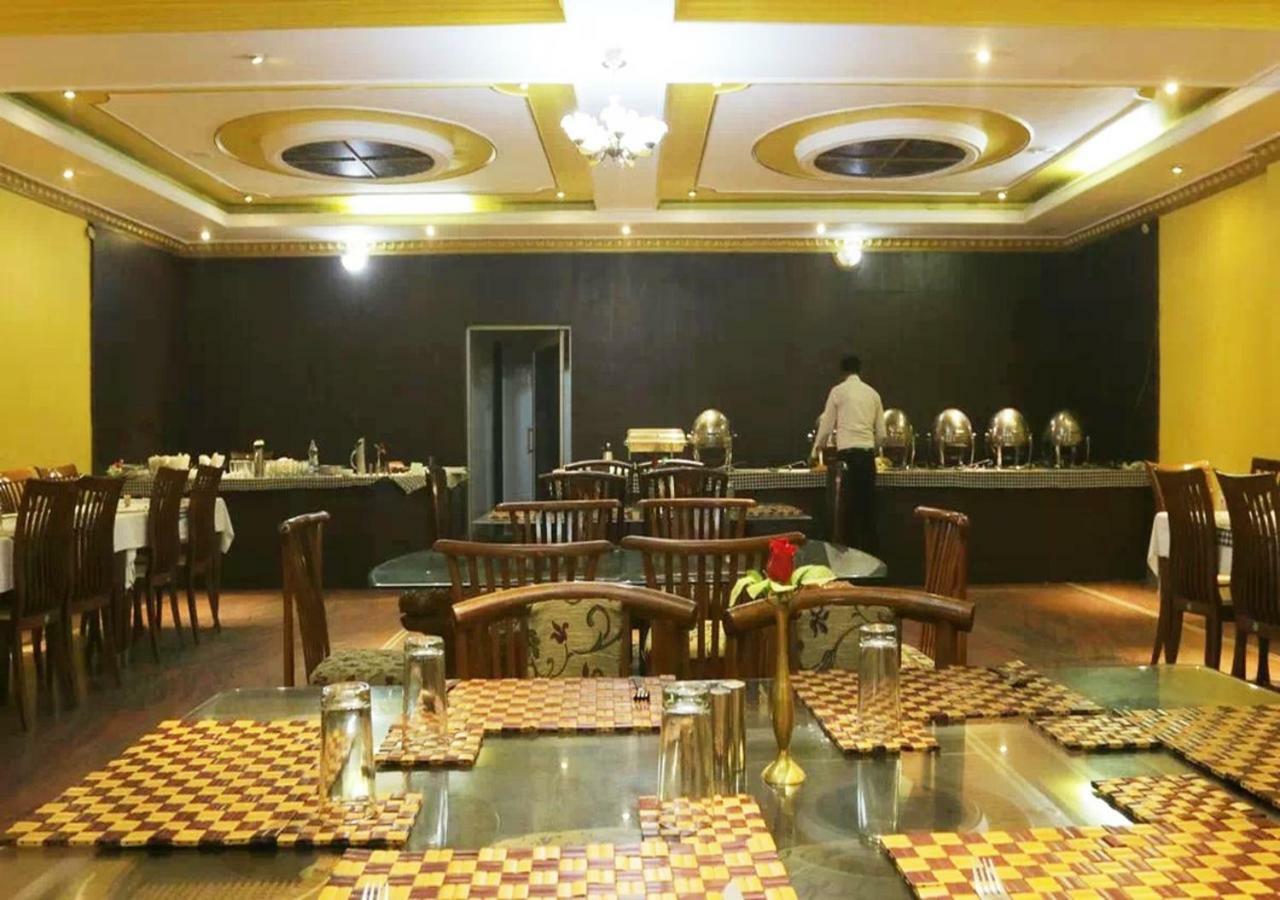 Hotel Tokyo Vihar Bodh Gaya Dış mekan fotoğraf